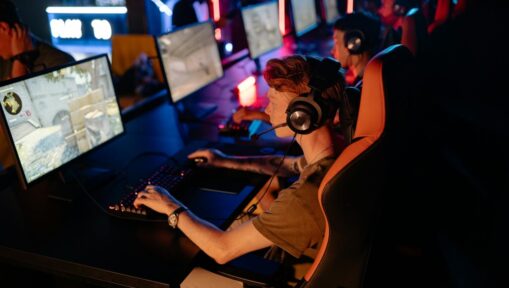 granie na komputerze w gry