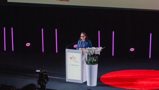 Etyka współpracy z AI – nowy etap rozwoju technologii